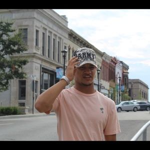 Meet your Posher, Cj